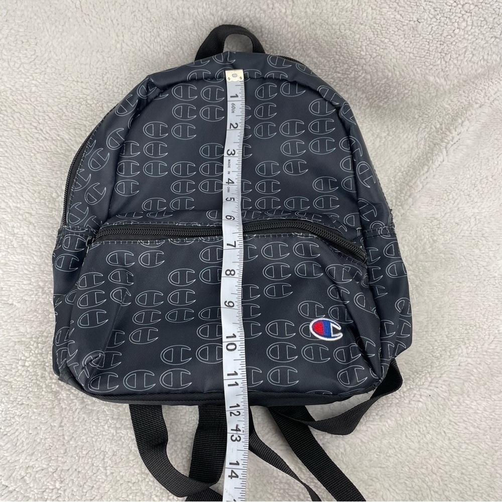 Champion mini backpack, excellent preloved condition! - Picture 6 of 8